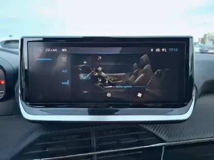 Photo 52 Peugeot 2008  PureTech 100 S&S BVM6