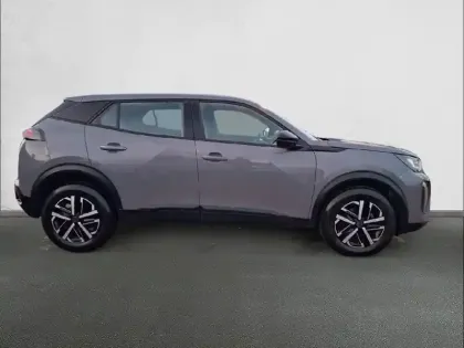 Photo 31 Peugeot 2008  PureTech 100 S&S BVM6