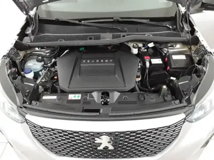 Photo 18 Peugeot 2008  Electrique 136 ch