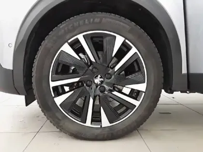 Photo 12 Peugeot 2008  Electrique 136 ch