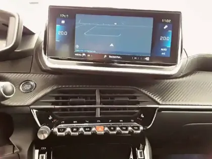 Photo 14 Peugeot 2008  Electrique 136 ch