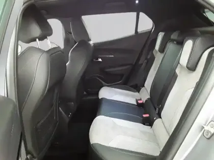 Photo 11 Peugeot 2008  Electrique 136 ch