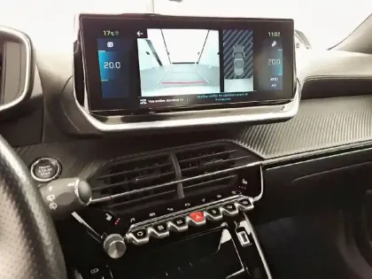 Photo 17 Peugeot 2008  Electrique 136 ch