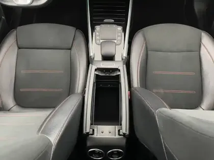 Photo 33 Mercedes EQB  350 4Matic