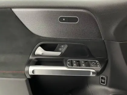 Photo 25 Mercedes EQB  350 4Matic