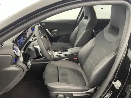 Photo 14 Mercedes Classe A  180 7G-DCT