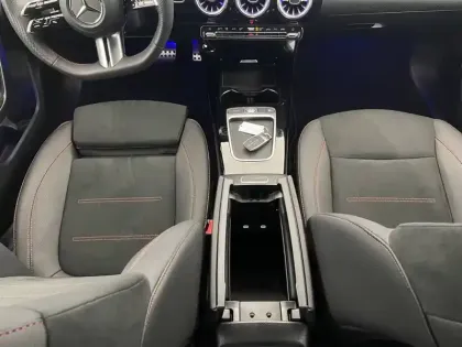 Photo 87 Mercedes Classe A  180 7G-DCT