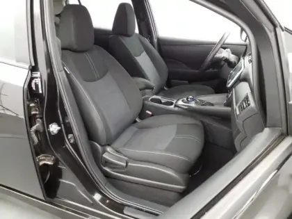 Photo 8 Nissan Leaf  Electrique 40kWh