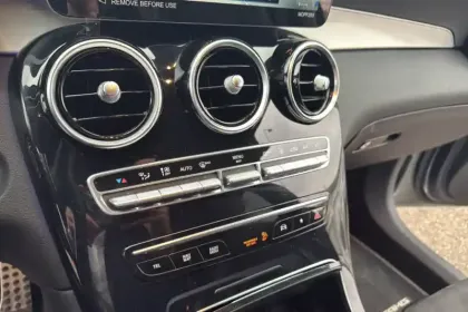 Photo 24 Mercedes Classe GLC GLC Coupé 300 de 9G-Tronic 4Matic