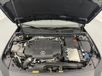 Photo 19 Mercedes Classe A  180 d 8G-DCT