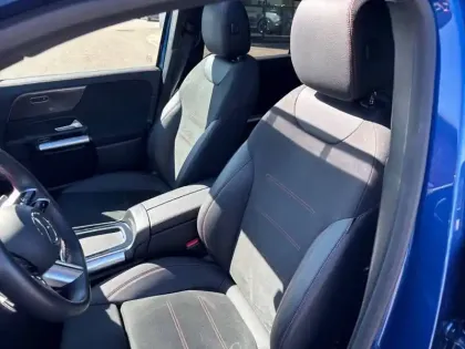 Photo 10 Mercedes GLA  250 e 8G-DCT