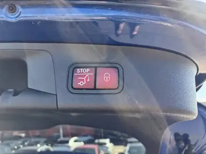 Photo 23 Mercedes GLA  250 e 8G-DCT