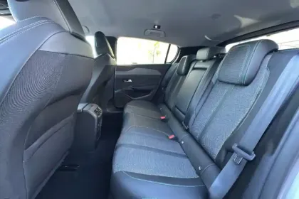 Photo 9 Peugeot 308  PureTech 130ch S&S BVM6