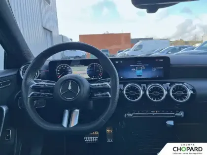 Photo 11 Mercedes Classe A  250 e Hybrid EQ 8G-DCT
