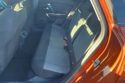 Photo 10 Citroën C4 e- 136 ch Automatique