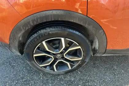 Photo 14 Citroën C4 e- 136 ch Automatique