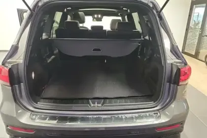 Photo 8 Mercedes GLB  200 d 8G-DCT