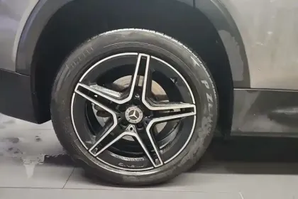 Photo 13 Mercedes GLB  200 d 8G-DCT