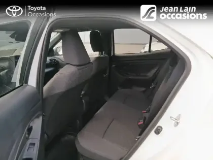 Photo 16 Toyota Yaris  Cross Hybride 116h AWD-i