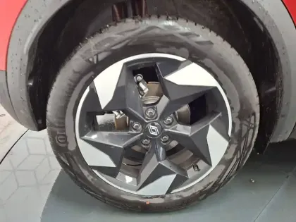 Photo 13 Renault Captur  mild hybrid 160 EDC