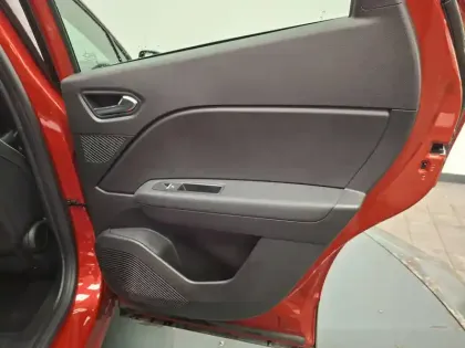 Photo 22 Renault Captur  mild hybrid 160 EDC