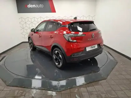 Photo 8 Renault Captur  mild hybrid 160 EDC