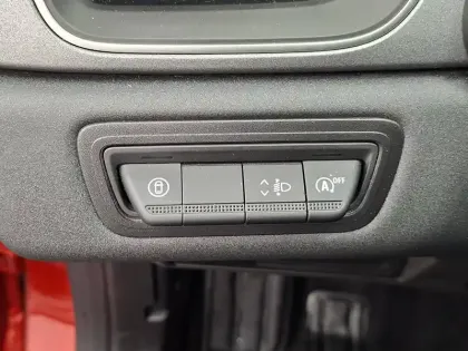 Photo 33 Renault Captur  mild hybrid 160 EDC