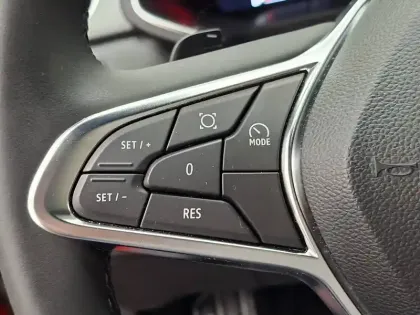 Photo 34 Renault Captur  mild hybrid 160 EDC