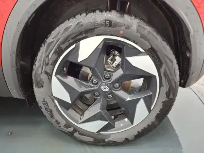 Photo 14 Renault Captur  mild hybrid 160 EDC