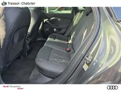 Photo 14 Audi A6 S6 e-tron Avant 503 ch 100 kWh Quattro