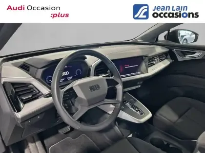 Photo 10 Audi Q4  e-tron 45 285 ch 82 kWh