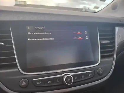 Photo 35 Opel Crossland X  1.2 Turbo 130 ch