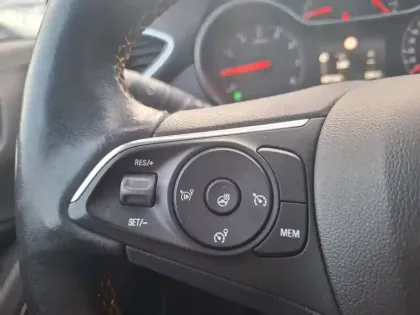 Photo 28 Opel Crossland X  1.2 Turbo 130 ch