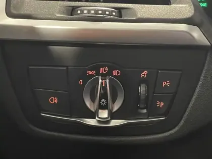 Photo 18 BMW X3  xDrive 30e 292ch BVA8