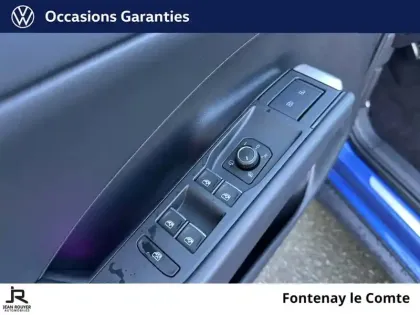 Photo 16 Volkswagen T-roc  1.5 eTSI EVO2 Hybrid 150 ch DSG7