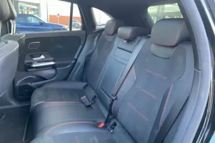 Photo 10 Mercedes EQA  250