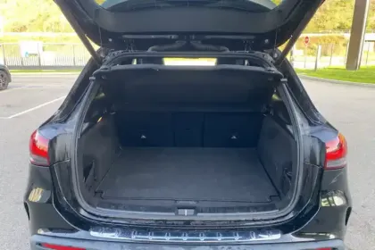 Photo 8 Mercedes EQA  250