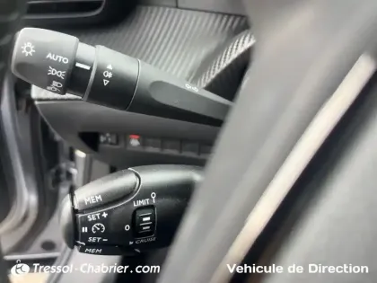 Photo 20 Peugeot 2008  Electrique 50 kWh 136 ch