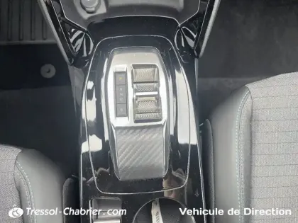 Photo 11 Peugeot 2008  Electrique 50 kWh 136 ch