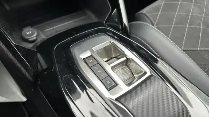 Photo 20 Peugeot 2008  Electrique 136 ch