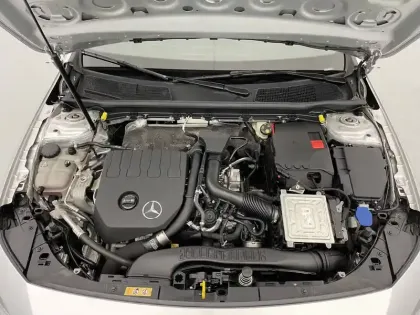 Photo 19 Mercedes Classe A  180 7G-DCT