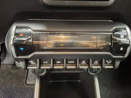 Photo 47 Suzuki Ignis  1.2 Dualjet Hybrid AllGrip