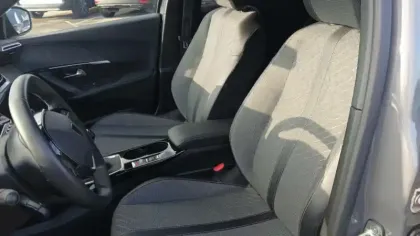 Photo 9 Peugeot 2008  PureTech 100 S&S BVM6