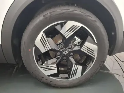 Photo 13 Renault Symbioz  E-Tech full hybrid 145