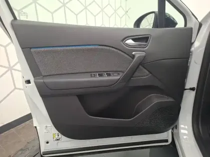 Photo 24 Renault Symbioz  E-Tech full hybrid 145