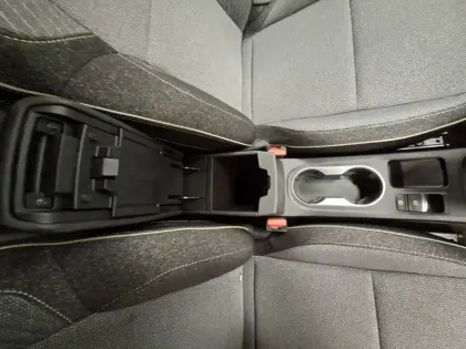 Photo 29 Renault Symbioz  E-Tech full hybrid 145