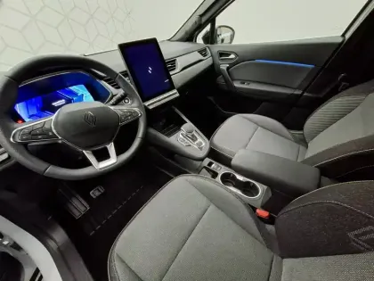 Photo 30 Renault Symbioz  E-Tech full hybrid 145