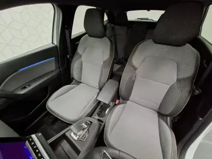 Photo 31 Renault Symbioz  E-Tech full hybrid 145