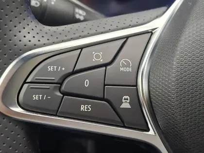 Photo 34 Renault Symbioz  E-Tech full hybrid 145