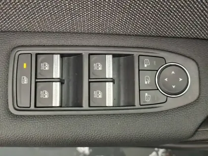 Photo 32 Renault Symbioz  E-Tech full hybrid 145